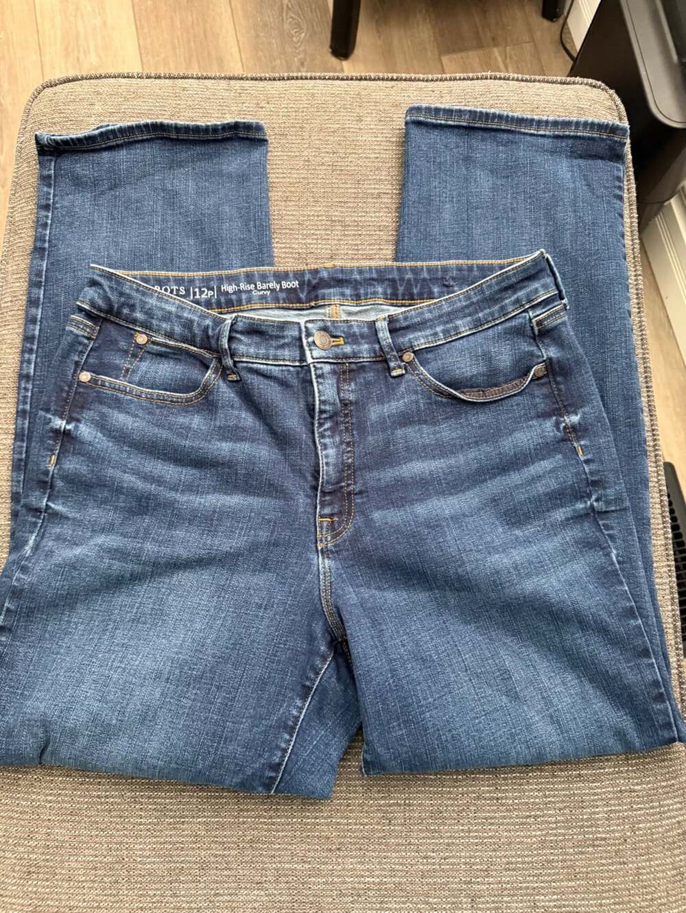 Talbots Flawless High-Rise Barely Boot Curvy Jeans Size 12P Dark Wash Denim